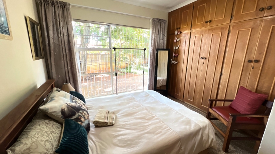 5 Bedroom Property for Sale in Langenhovenpark Free State